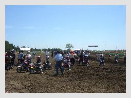 �`���C���h�N���X